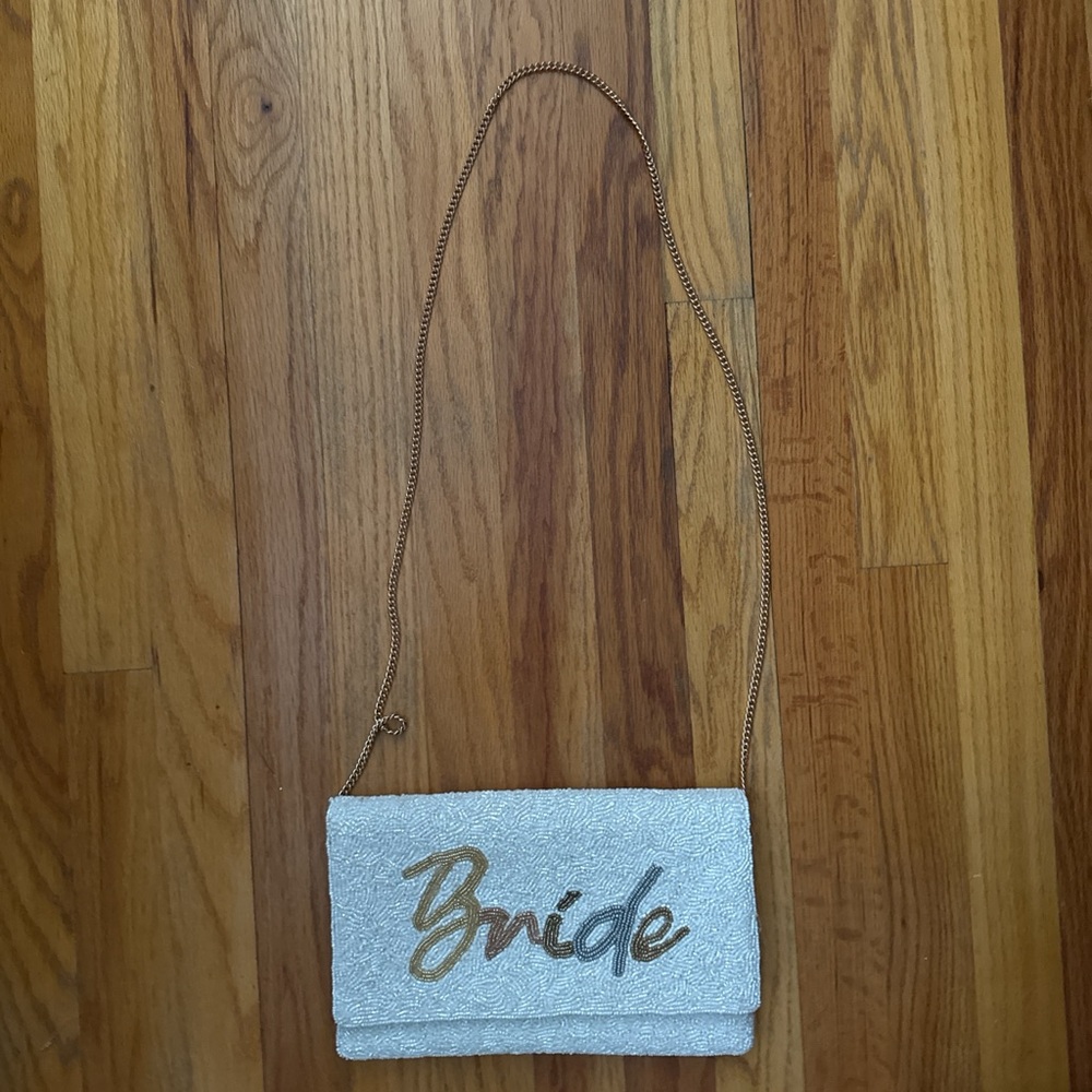 Elegant White and Gold Bride Clutch